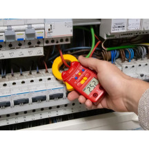 Pince de mesure numerique - cat III - 600 V - AC - avec fonction data-hold