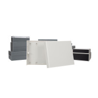 COFFRET ETANCHE ANTIFEU - COUVERCLE GRIS CLAIR AVEC PLAQUES ARRIERES NOIRES 140 x 110 x 35mm
