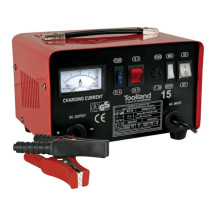 CHARGEUR POUR BATTERIE À ACIDE DE PLOMB - 12/24 V - AVEC FONCTION BOOST - 9 A